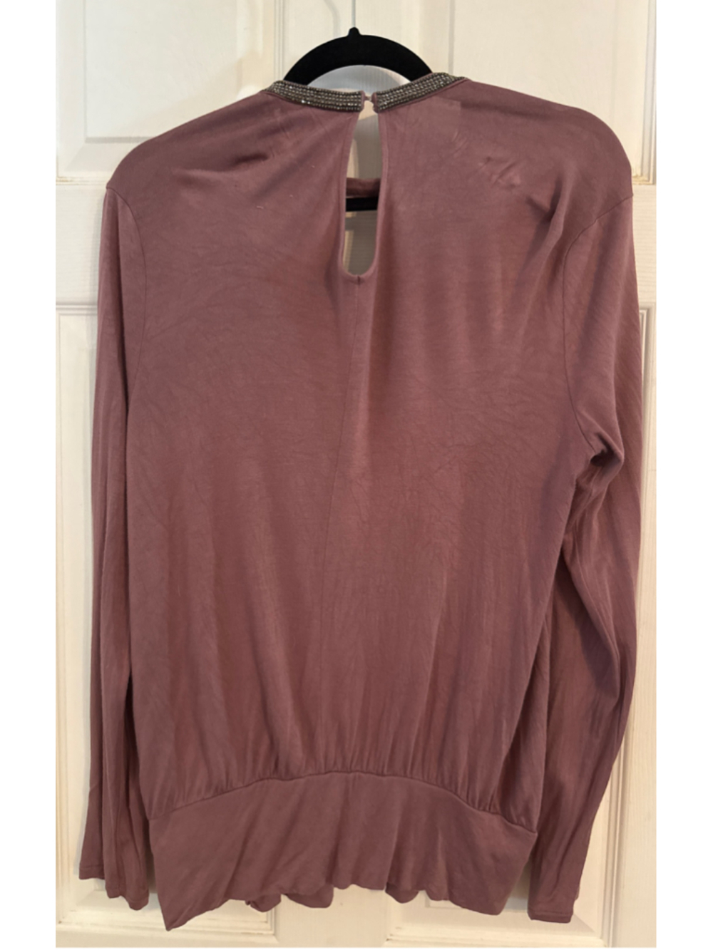 Jennifer Lopez Mauve Blouse with Silver Embellished Neckline, Size L - Picture 5 of 5